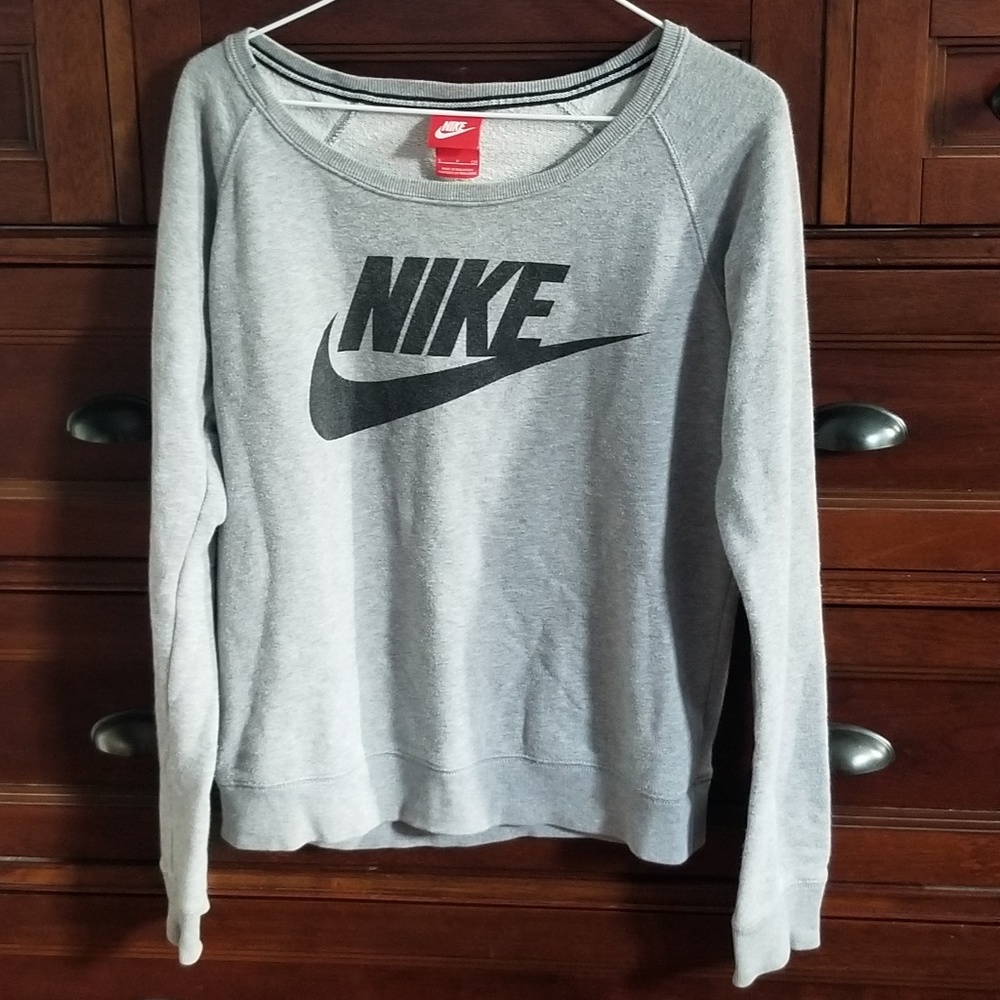 Nike crewneck